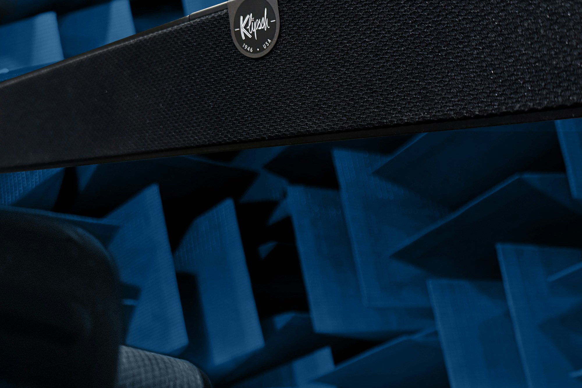 Flexus LP Core 200 over Anechoic Chamber 2000x1333
